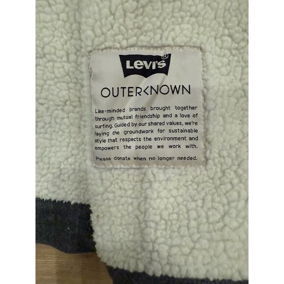 Levis x Outerknown Sherpa Trucker Jacket Mens 2XL Gray Outdoor Snap Button Camp - Picture 5 of 12